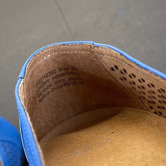 Dansko Women's Neely Perforated Leather Blue Loafers Flats Size 38,Casual - Picture 7 of 16